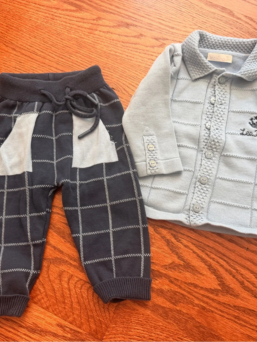 Lee King Matching Set, Button-Up Top and Knit Pants
